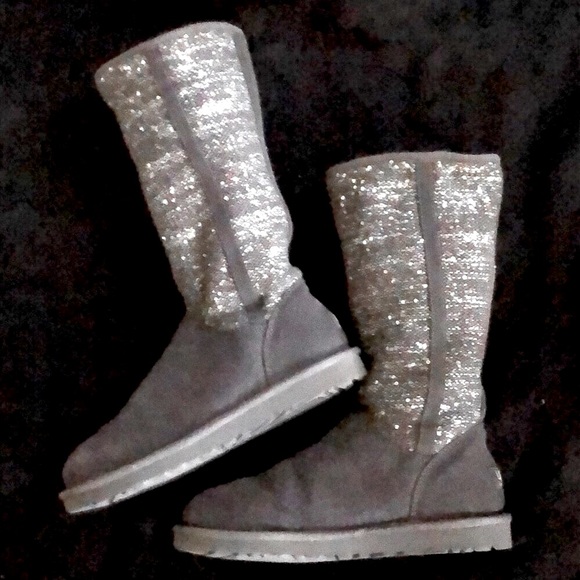 ❤️CLEARANCE🌺UGG Camaya Sequin Knit and Suede - Picture 2 of 11